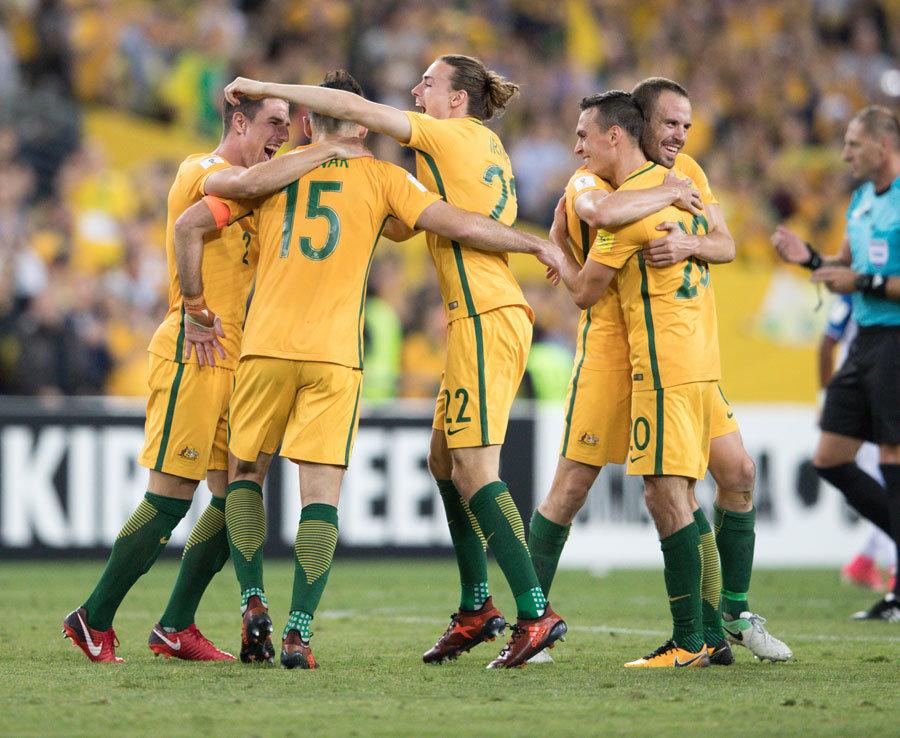 至于吗？一场普通杯赛差点干废广东2大将，粤迷：不是故意真不信