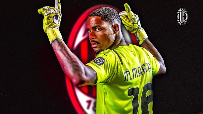 37岁80天，莱万是西甲历史上演帽子戏法第四年长的球员（莱万37岁80天，成为西甲历史上第4年长完成帽子戏法的球员）