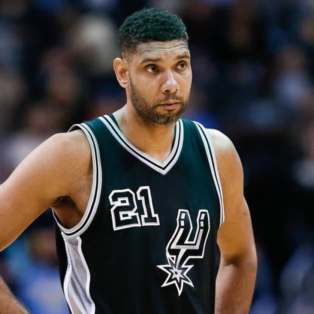 两人传接球，第三人要动 国际米兰这场比赛中有大量的“第三人动” 战术视角（战术视角：国际米兰此役大量运用两人传递引出的第三人跑动）