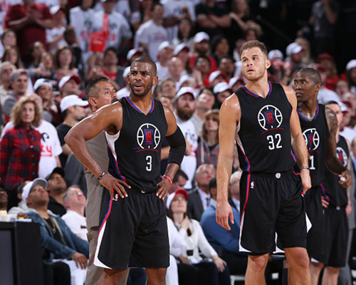 马卡：皇马患有“姆巴佩依赖症”，进攻模式重复且单一（马卡报：皇马过度依赖姆巴佩，进攻套路单一且雷同）