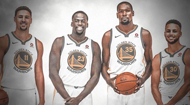 拜仁慕尼黑莱万多夫斯基帽子戏法（拜仁前锋莱万多夫斯基上演帽子戏法）